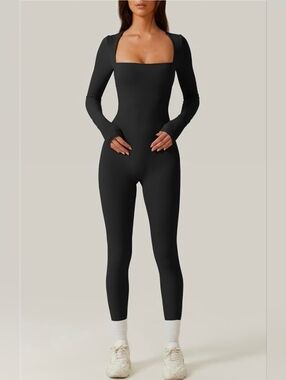 Body Qinsen Black Square-Neck Long-Sleeve Jumpsuit
